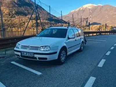 Gebraucht VW Golf IV Style 75 PS (55 kW) 2005 Weiß Kombi