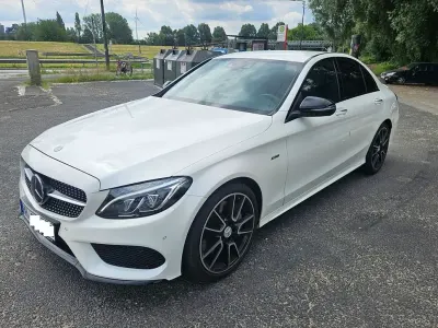 Gebraucht Mercedes C43 AMG AMG 367 PS (269 kW) 2015 Weiß Limousine