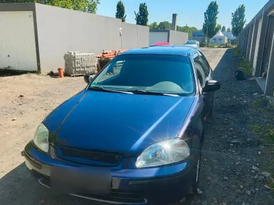 Gebraucht Honda Civic 90 PS (66 kW) 1996 Violet Kleinwagen