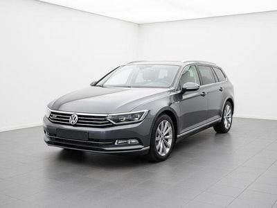 Grau Gebraucht 2016 VW Passat Highline Kombi | 19.999 € (Etwas zu teuer)
