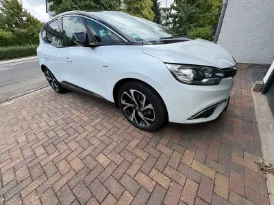 Gebraucht Renault Scénic IV Bose Edition 140 PS (102 kW) 2019 Weiß Van / Kleinbus