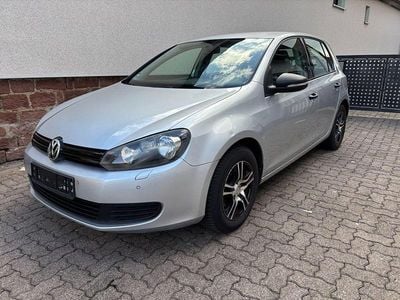 Gebraucht VW Golf VII Comfortline 80 PS (58 kW) 2012 Silber Limousine