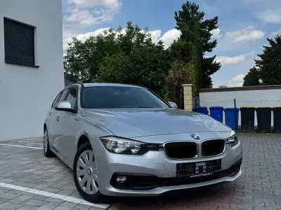 Gebraucht BMW 318 150 PS (110 kW) 2017 Glaciersilber metallic Kombi