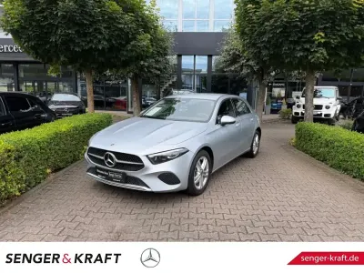 Gebraucht Mercedes A250 163 PS (119 kW) 2025 Silber Limousine