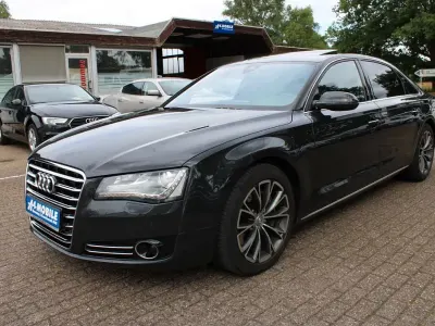 Używany Audi A8L 250 KM (183 kW) 2012 Szary Sedan/Limuzyna