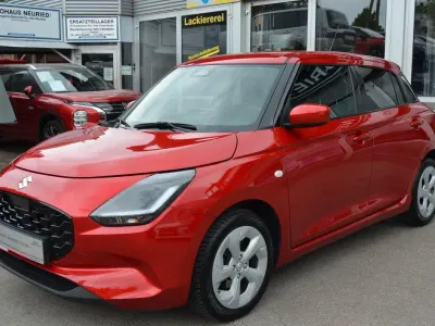 Gebraucht Suzuki Swift Comfort 83 PS (61 kW) 2025 Rot Kleinwagen