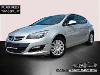 Gebraucht Opel Astra Selection 116 PS (85 kW) 2015 Silber Limousine