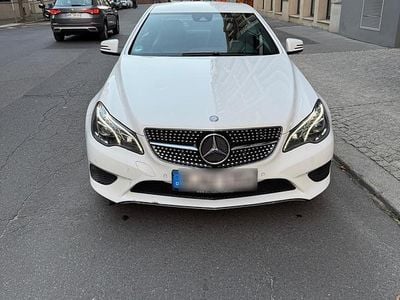 Mercedes E200