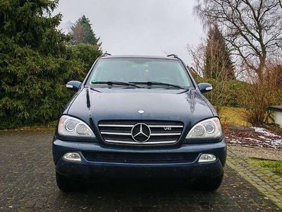 Gebraucht Mercedes ML400 250 PS (183 kW) 2003 Blau SUV