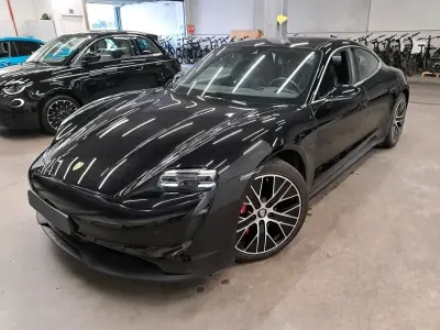 Gebraucht Porsche Taycan 4S 419 kW (571 PS) 2021 Schwarz Limousine
