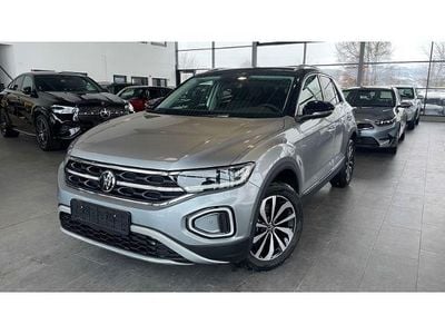 Second-hand VW T-Roc Style 150 CP (110 kW) 2025 Argintiu SUV