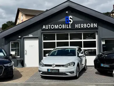 Gebraucht VW Golf VII Sound 150 PS (110 kW) 2018 Silber Limousine