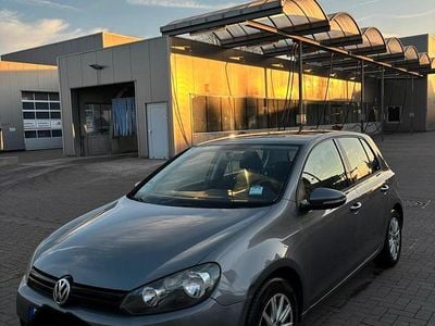 Usata VW Golf VI Trendline 80 CV (58 kW) 2009 Grigio Utilitaria