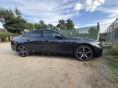 Gebraucht BMW 520 Sport Line 197 PS (144 kW) 2024 Grau Limousine