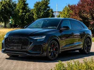 Gebraucht Audi RS Q8 Sport 600 PS (441 kW) 2024 Schwarz SUV