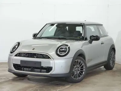 Gebraucht Mini Cooper Favoured 114 kW (156 PS) 2025 Melting silver iii Kleinwagen