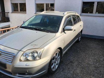Gebraucht Toyota Avensis 163 PS (119 kW) 2005 Grau Kombi