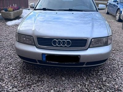 Silber Gebraucht 1998 Audi A4 Limousine | 1.000 € (Guter Preis)