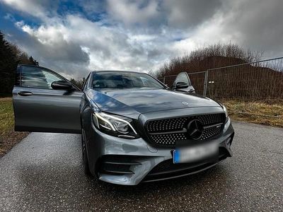 Grau Gebraucht 2017 Mercedes E43 AMG AMG Limousine | 27.850 € (Etwas zu teuer)
