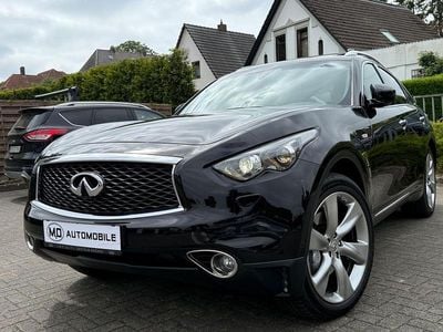 Infiniti QX70
