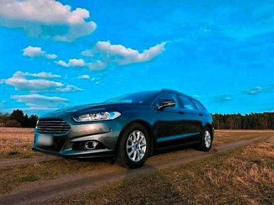 Second-hand Ford Mondeo Trend 160 CP (117 kW) 2015 Gri Break