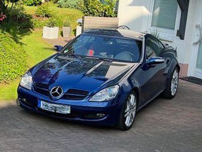 Blau Gebraucht 2007 Mercedes SLK200 Cabrio | 11.500 € (Etwas zu teuer)