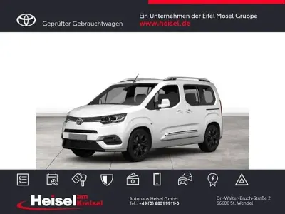 Usata Toyota Proace Verso City 131 CV (96 kW) 2022 Bianco Station wagon