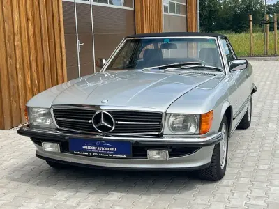 Gebraucht Mercedes 300 188 PS (138 kW) 1986 Silber Cabrio