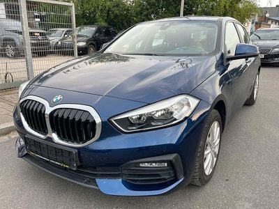 Blau Gebraucht 2019 BMW 118 Advantage Kleinwagen | 14.500 € (Fairer Preis)
