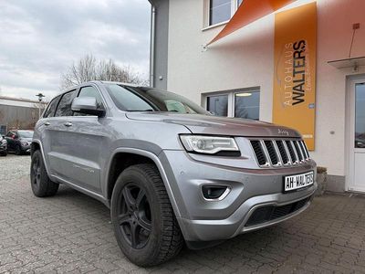 Gebraucht Jeep Grand Cherokee Overland 250 PS (183 kW) 2016 Silber SUV