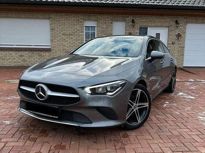 Gebraucht Mercedes CLA180 Shooting Brake 136 PS (100 kW) 2019 Grau Kombi