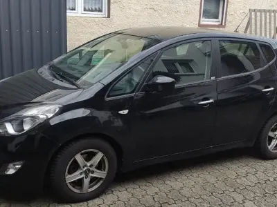 Gebraucht Hyundai ix20 YES! 116 PS (85 kW) 2017 Schwarz Kleinwagen