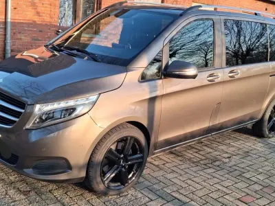 Gebraucht Mercedes V250 Edition 190 PS (139 kW) 2016 Andere farben Van / Kleinbus