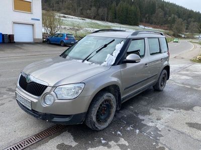 gebraucht Skoda Yeti 2.0 TDI 4x4 Klima/Euro5/