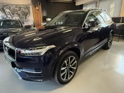 Second-hand Volvo XC90 Momentum 235 CP (172 kW) 2019 Albastru SUV