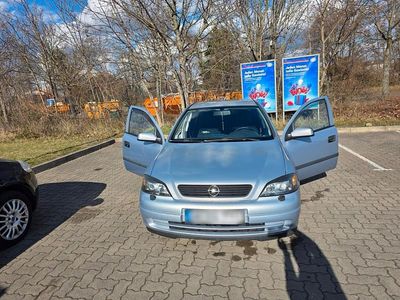 Gebraucht Opel Astra 101 PS (74 kW) 2001 Silber Limousine