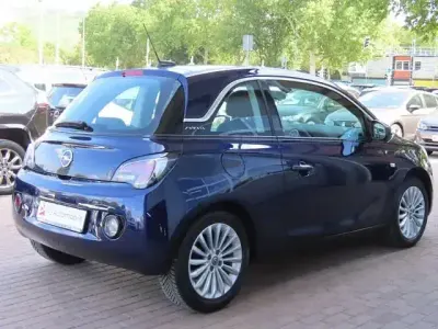 Gebraucht Opel Adam Glam 70 PS (51 kW) 2016 Dark ink/ocean blue Kleinwagen