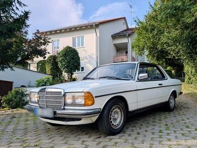 Usata Mercedes 230 136 CV (100 kW) 1984 Bianco Coupé