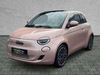 Gebraucht Fiat 500e La Prima 86 kW (118 PS) 2022 Rose gold Kleinwagen