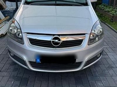 Gebraucht Opel Zafira 120 PS (88 kW) 2005 Silber Van / Kleinbus