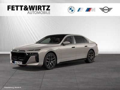 Gebraucht BMW 750e M Sport 489 PS (359 kW) 2024 Oxidgrau ii metallic Limousine