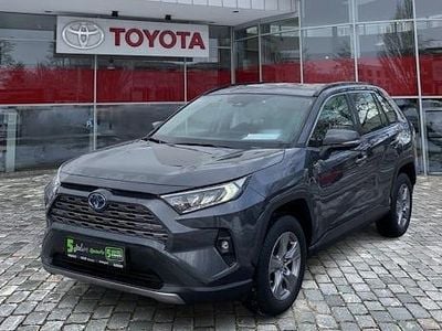 Grey metallic Gebraucht 2022 Toyota RAV4 Hybrid Comfort SUV | 29.990 € (Superpreis)