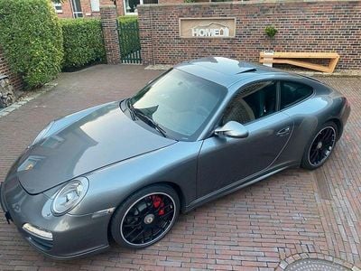 Porsche 911 Carrera GTS