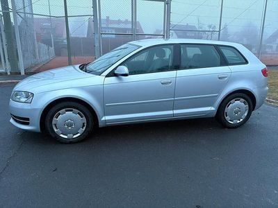 Gebraucht Audi A3 Sportback 105 PS (77 kW) 2012 Silber Kleinwagen