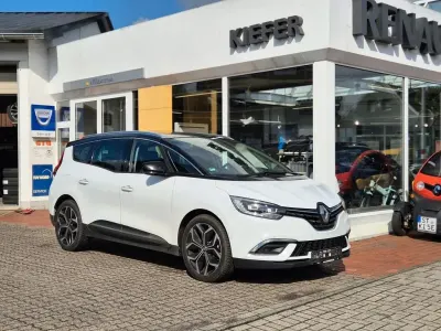 Gebraucht Renault Grand Scénic IV Intens 140 PS (102 kW) 2022 Weiß Van / Kleinbus