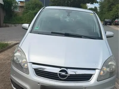 Gebraucht Opel Zafira 150 PS (110 kW) 2006 Silber Van / Kleinbus
