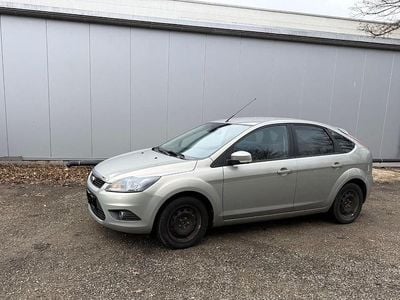 Gebraucht Ford Focus Titanium 101 PS (74 kW) 2009 Grau Limousine