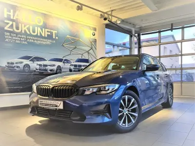 Gebraucht BMW 318 Sport Line 156 PS (114 kW) 2021 Blau Kombi