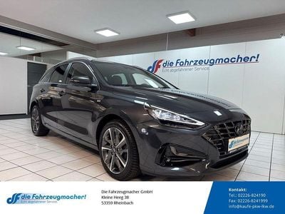 Grau Gebraucht 2024 Hyundai i30 Prime Kombi | 22.488 € (Fairer Preis)
