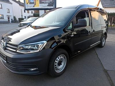 Usata VW Caddy 102 CV (75 kW) 2018 Nero Monovolume